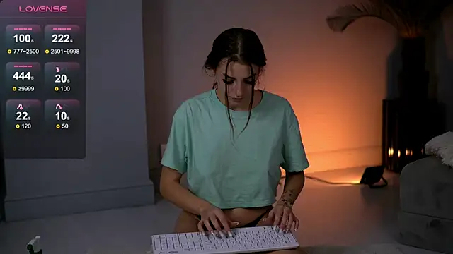 LunaVyx online show from 7, 11, 2025