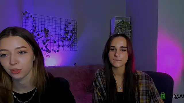 ariana ross7 online show from 20, 9, 2025