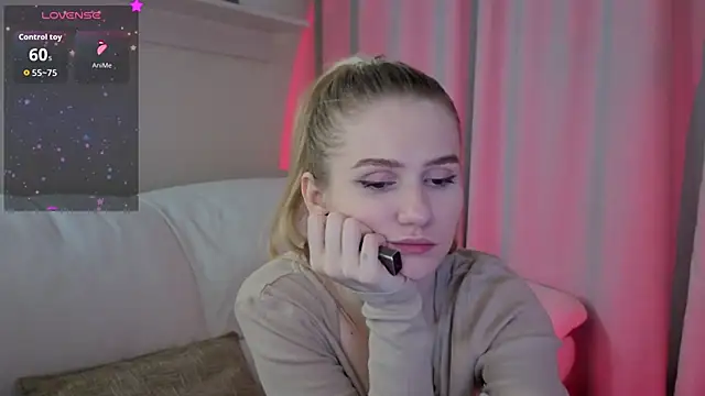 Ange Lus online show from 6, 11, 2025