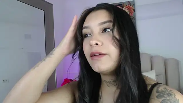 miawhite x1 online show from 9, 10, 2025