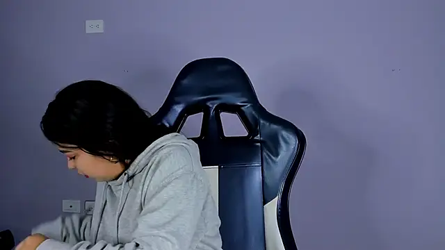 LunaWiill  online show from 5, 12, 2025