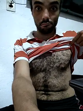 Snapshot of IcedTaboo chatting on 6, 11, 2025 IcedTaboo online show from 6, 11, 2025