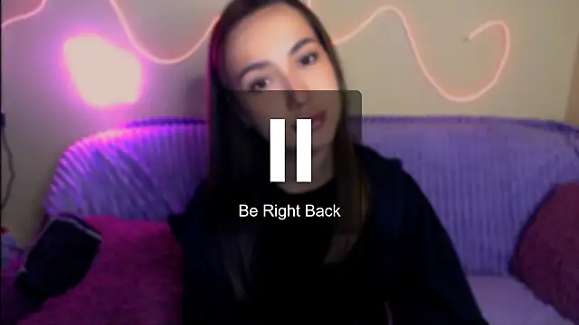 Snapshot of Mia_cutie77 chatting on 20, 10, 2025 Mia cutie77 online show from 20, 10, 2025