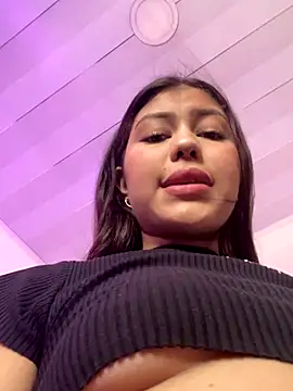 Mia-Sweet17 online show from 22, 10, 2025