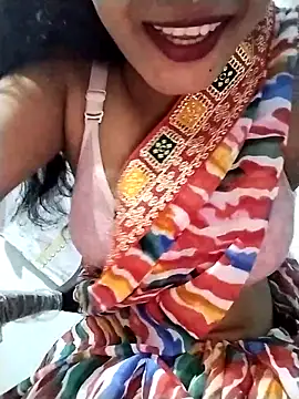 ms-naina online show from 4, 11, 2025