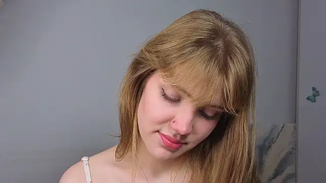 Snapshot of pienaple chatting on 28, 9, 2025 pienaple online show from 28, 9, 2025