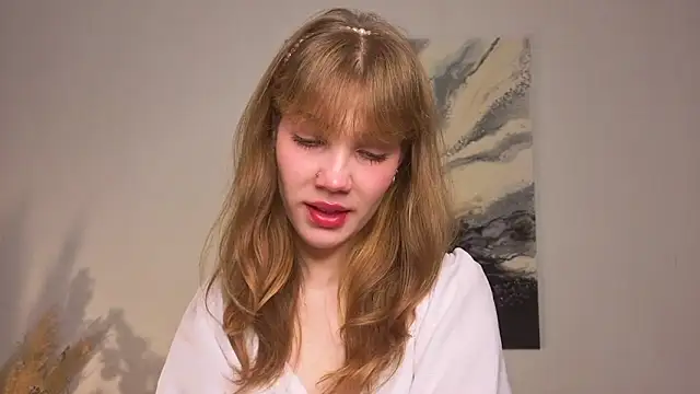 Snapshot of pienaple chatting on 7, 11, 2025 pienaple online show from 7, 11, 2025