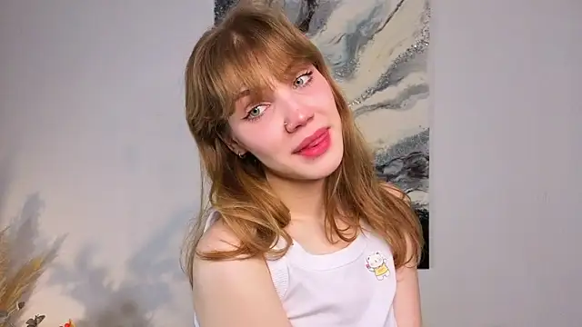 Snapshot of pienaple chatting on 8, 11, 2025 pienaple online show from 8, 11, 2025