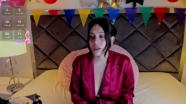 Snapshot of MeganMyerss_ chatting on 27, 9, 2025 MeganMyerss online show from 27, 9, 2025