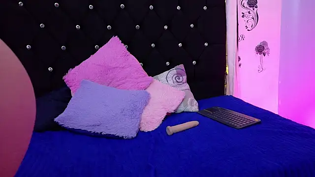 queen salomme online show from 15, 10, 2025