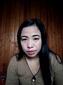 Snapshot of tulipsexy chatting on 13, 11, 2025 tulipsexy online show from 13, 11, 2025