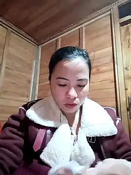 Snapshot of tulipsexy chatting on 20, 11, 2025 tulipsexy online show from 20, 11, 2025