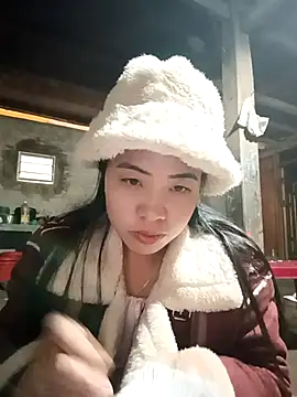 Snapshot of tulipsexy chatting on 21, 11, 2025 tulipsexy online show from 21, 11, 2025