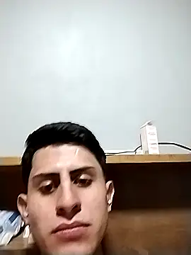 Snapshot of MANU10R27 chatting on 17, 9, 2025 MANU10R27 online show from 17, 9, 2025