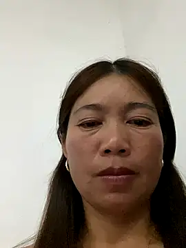 Snapshot of Milky-milk chatting on 13, 10, 2025 Milky-milk online show from 13, 10, 2025