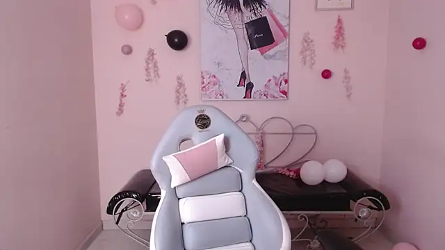 gaby angel  online show from 19, 10, 2025