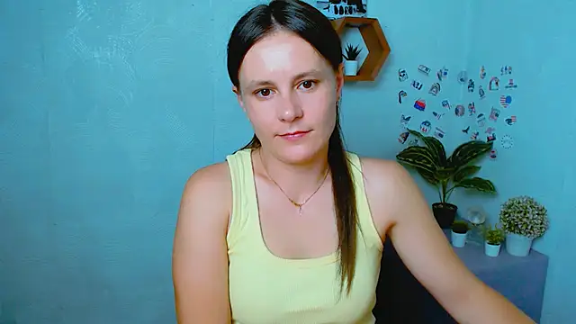 Snapshot of EvelinaMiss_ chatting on 17, 9, 2025 EvelinaMiss online show from 17, 9, 2025
