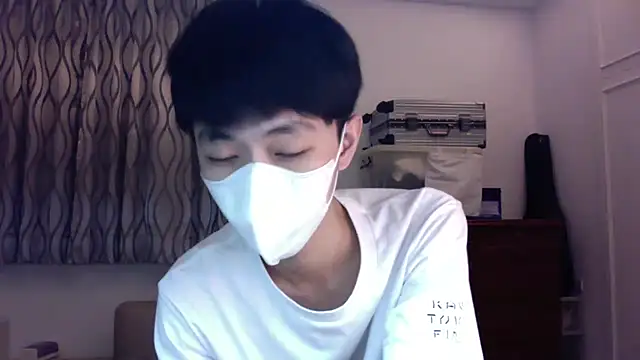 kai101010 online show from 17, 11, 2025