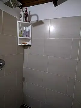 Snapshot of Suzanelee1 chatting on 10, 10, 2025 Suzanelee1 online show from 10, 10, 2025