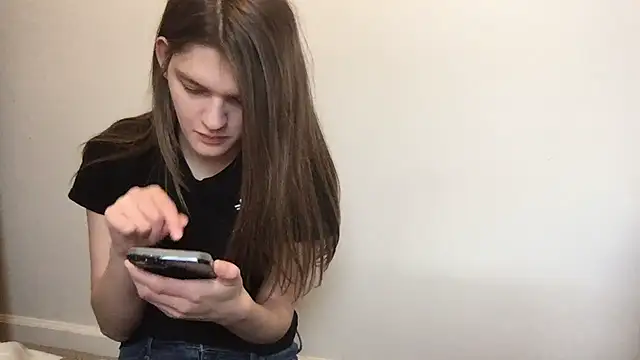 Snapshot of gumbiekitty chatting on 6, 11, 2025 gumbiekitty online show from 6, 11, 2025