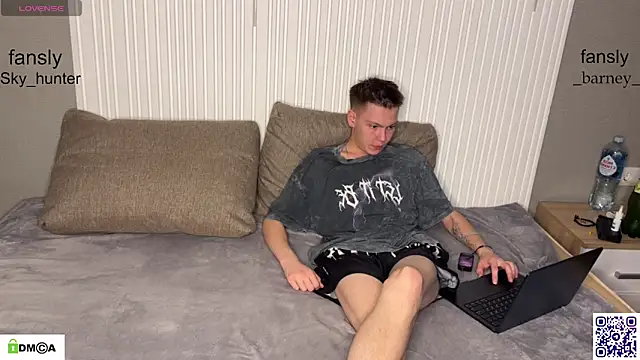 Snapshot of Eaton_ chatting on 13, 11, 2025 Eaton online show from 13, 11, 2025