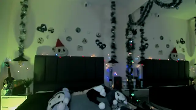 SabrinaV  online show from 27, 11, 2025