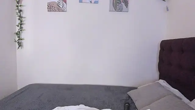 Dulcee 1 online show from 16, 12, 2025