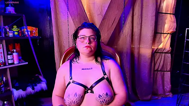 Miilaa    online show from 1, 12, 2025