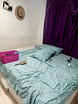 Snapshot of Zimack124 chatting on 22, 10, 2025 Zimack124 online show from 22, 10, 2025