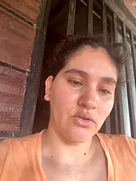 Snapshot of lunasexyhot18 chatting on 19, 10, 2025 lunasexyhot18 online show from 19, 10, 2025