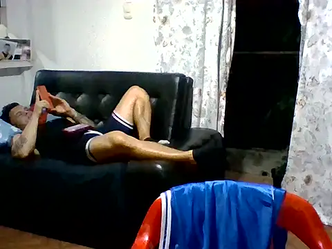 XavierFox1 online show from 25, 9, 2025