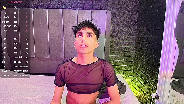 Snapshot of Erick_Velveth chatting on 18, 12, 2025 Erick Velveth online show from 18, 12, 2025