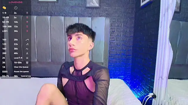 Snapshot of Erick_Velveth chatting on 20, 12, 2025 Erick Velveth online show from 20, 12, 2025