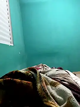 kylieputinha online show from 24, 9, 2025