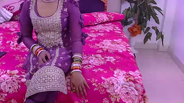 Lovelyy-couple online show from 22, 3, 2026