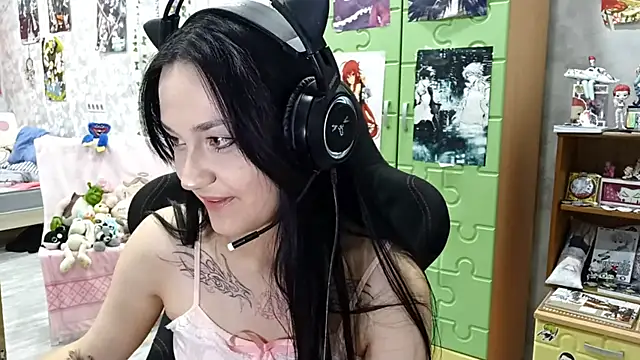 MiaJuiceee online show from 26, 9, 2025