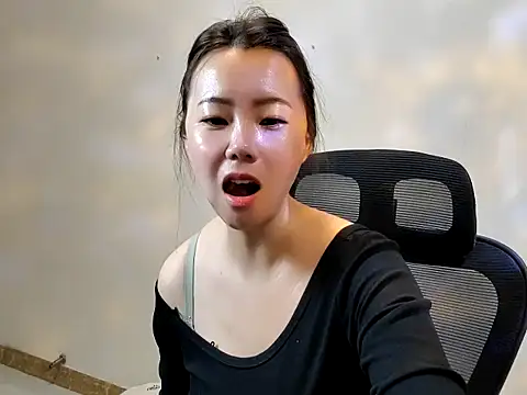 sallycui online show from 25, 9, 2025