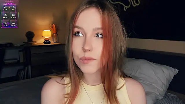 Snapshot of MaliaBourraine chatting on 6, 11, 2025 MaliaBourraine online show from 6, 11, 2025