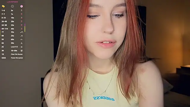 MaliaBourraine online show from 5, 12, 2025