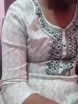 pari rani7 online show from 12, 11, 2025