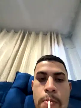 gostosinhosaf online show from 24, 11, 2025