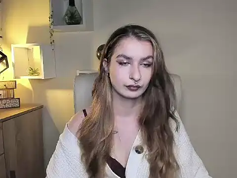 Snapshot of NinaBlond1 chatting on 20, 11, 2025 NinaBlond1 online show from 20, 11, 2025