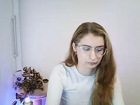 NinaBlond1 online show from 9, 1, 2026