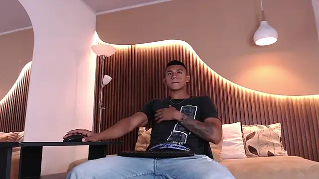 Snapshot of Aiden_steel chatting on 12, 11, 2025 Aiden steel online show from 12, 11, 2025