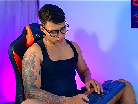 evan greey online show from 8, 11, 2025