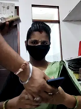 Snapshot of mansi_rawat05 chatting on 30, 9, 2025 mansi rawat05 online show from 30, 9, 2025