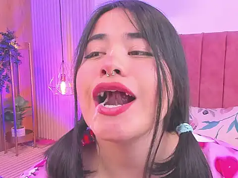 Maraparadise online show from 13, 11, 2025