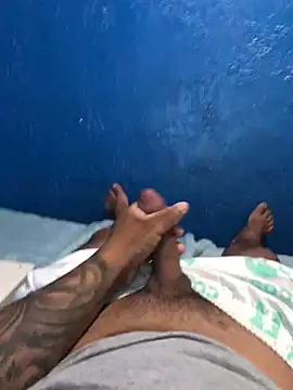 Snapshot of Alangostoso092 chatting on 1, 11, 2025 Alangostoso092 online show from 1, 11, 2025