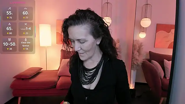 Snapshot of Irene_Marlow chatting on 26, 10, 2025 Irene Marlow online show from 26, 10, 2025