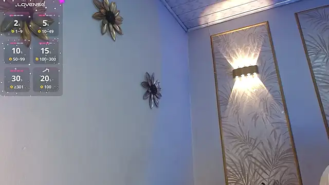 Snapshot of LunaaGrey_ chatting on 14, 11, 2025 LunaaGrey online show from 14, 11, 2025